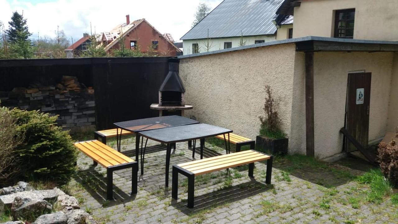 Chalupa Hrazdenka V Krusnych Horach Horní Blatná Dış mekan fotoğraf